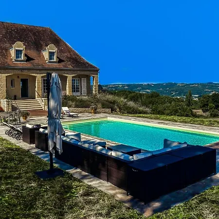 Villa Sleeps 6 Pool Air Con Wifi *